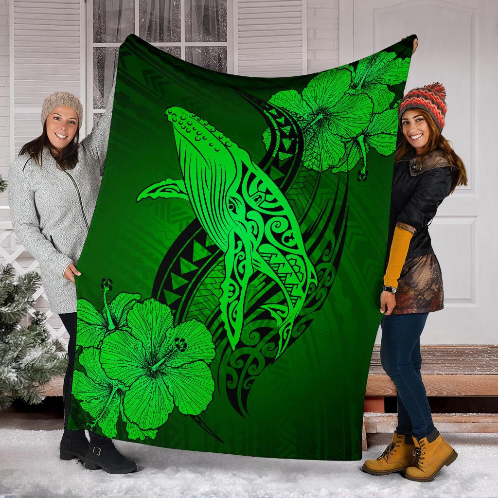 Hawaii Whale Swim Poly Green Premium Blanket - Polynesian Pride