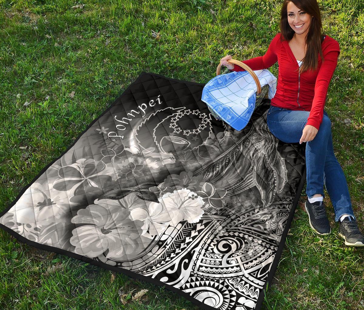 Pohnpei Premium Quilt - Humpback Whale with Tropical Flowers (White) - Polynesian Pride