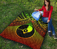 Polynesian Yap Premium Quilt - Reggae Vintage Polynesian Patterns - Polynesian Pride