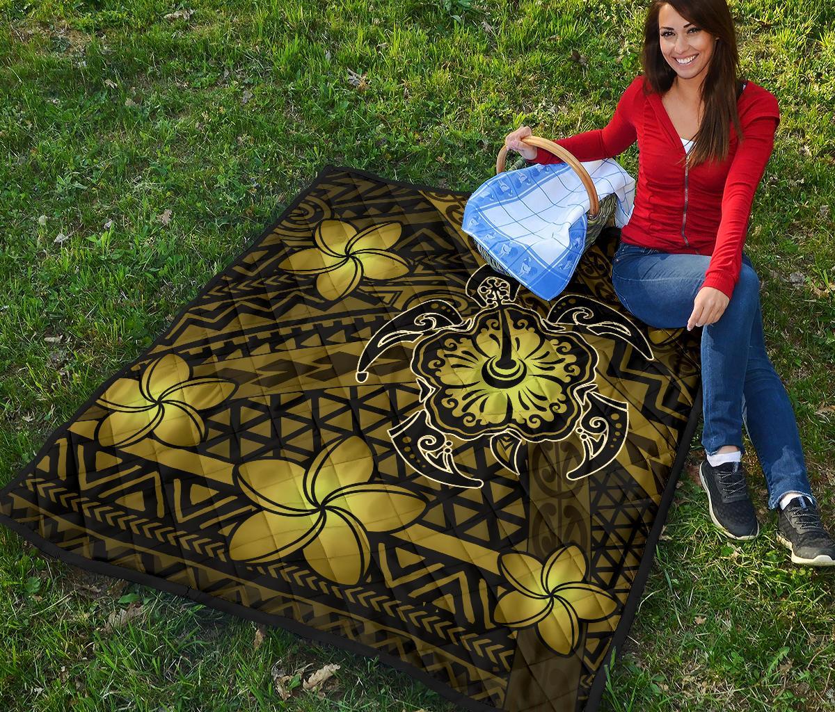 Hawaii Mix Polynesian Turtle Plumeria Premium Quilt - AH - Nick Style - Yellow - Polynesian Pride