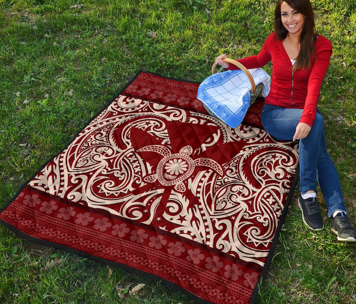 Hawaii Luxury Premium Quilt Red - Kanaka Maoli Turtle Polynesian Tattoo Pattern - Polynesian Pride