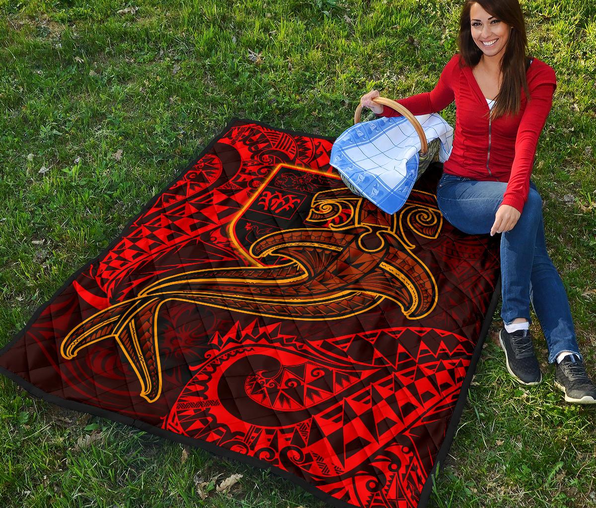 Fiji Premium Quilt - Red Shark Polynesian Tattoo - Polynesian Pride