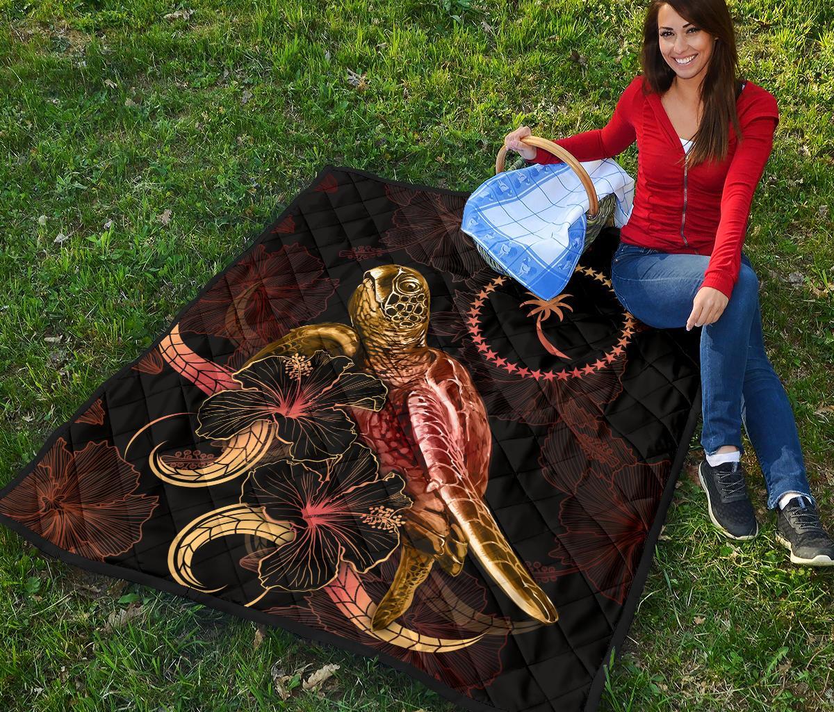 Chuuk Polynesian Premium Quilt - Turtle With Blooming Hibiscus Gold - Polynesian Pride