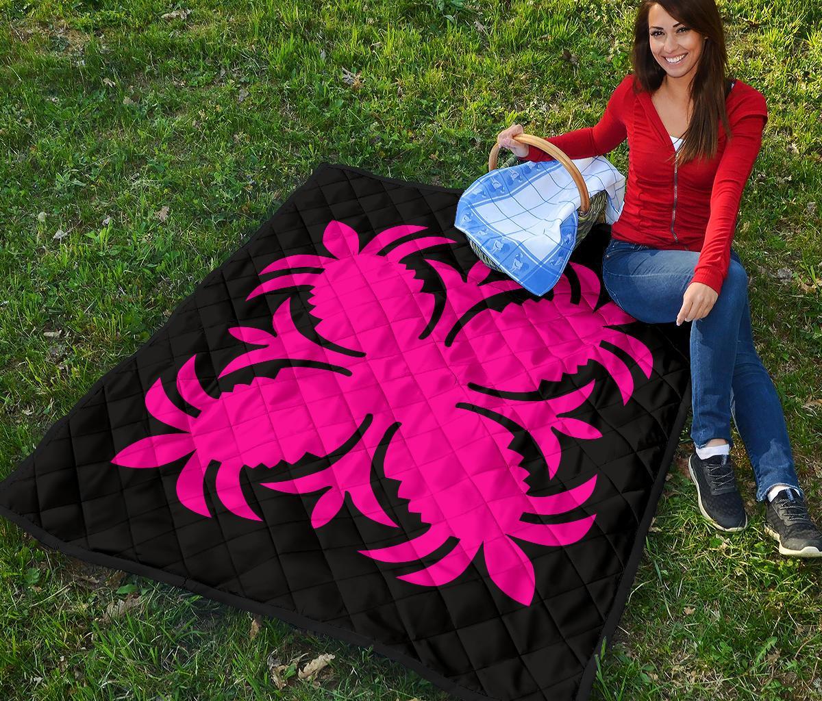 Hawaiian Premium Quilt Royal Pattern - Black And Pink - A2 Style - Polynesian Pride