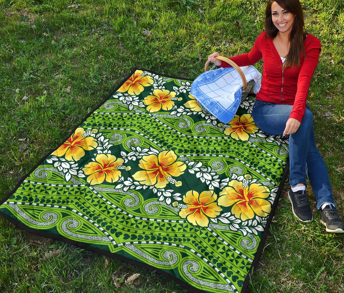 Hawaii Polynesian Premium Quilt - Hibiscus Patterns - Polynesian Pride