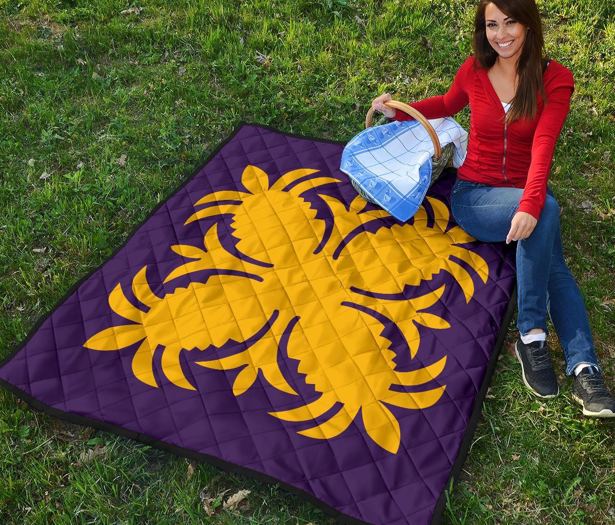Hawaiian Premium Quilt Royal Pattern - Purple And Gold - A2 Style - Polynesian Pride