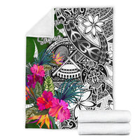 American Samoa Premium Blanket White - Turtle Plumeria Banana Leaf - Polynesian Pride