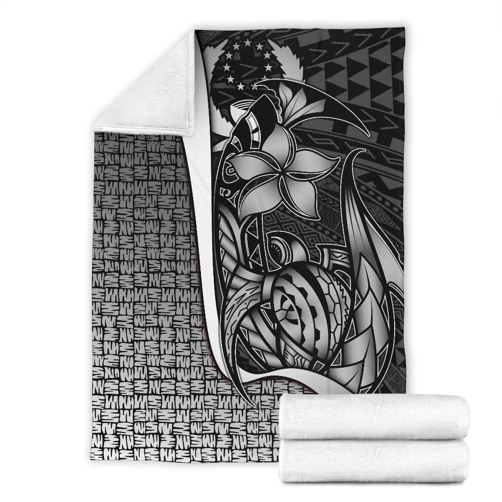 Pohnpei Micronesia Premium Blanket White - Turtle With Hook - Polynesian Pride