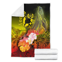 Tonga Premium Blanket - Humpback Whale with Tropical Flowers (Yellow) - Polynesian Pride