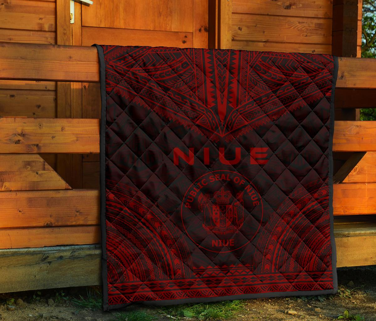Niue Premium Quilt - Niue Seal Polynesian Chief Red Version - Polynesian Pride
