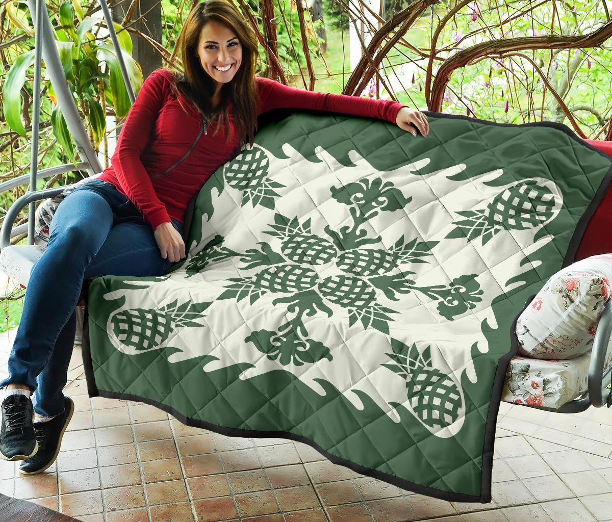 Hawaiian Premium Quilt Pineapple Pattern - Green - Polynesian Pride