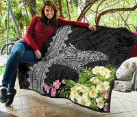 Hawaii Premium Quilt - Mantaray With Hibiscus Flowers - Polynesian Pride