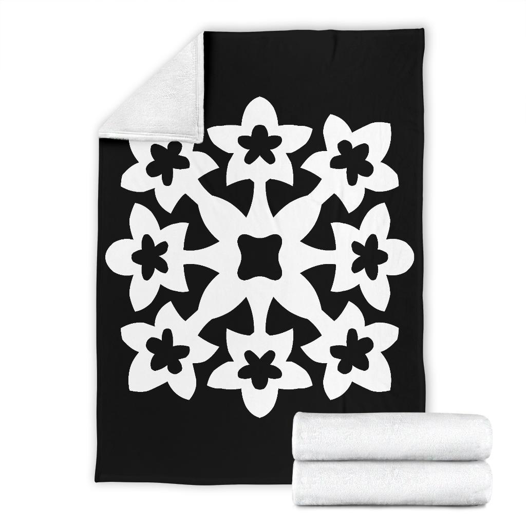 Hawaiian Premium Blanket Royal Pattern - Black And White - A1 Style - Polynesian Pride