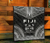 Fiji Premium Quilt - Fiji Coat Of Arms Polynesian Chief Black Version - Polynesian Pride