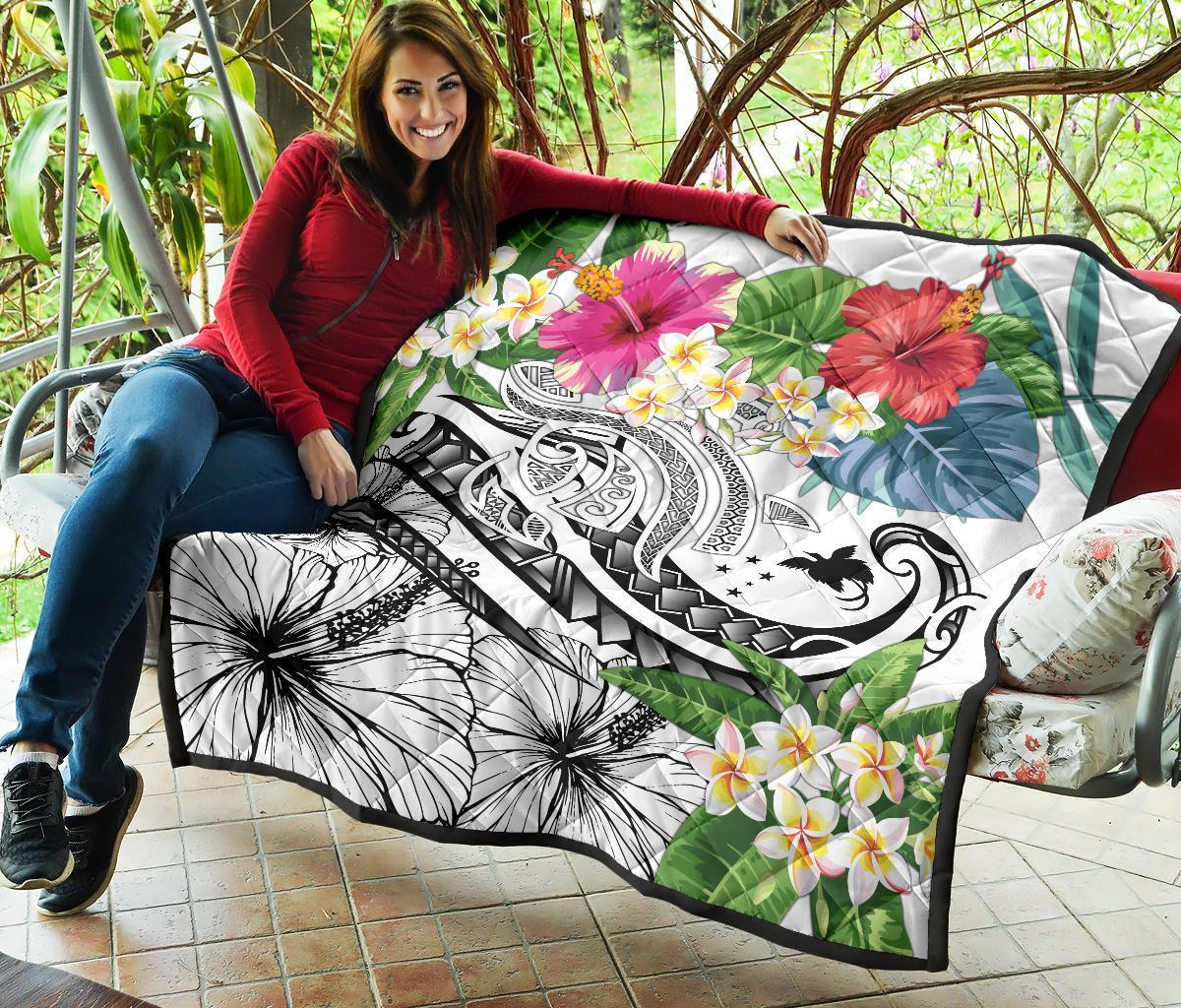 Papua New Guinea Polynesian Premium Quilt - Summer Plumeria (White) - Polynesian Pride