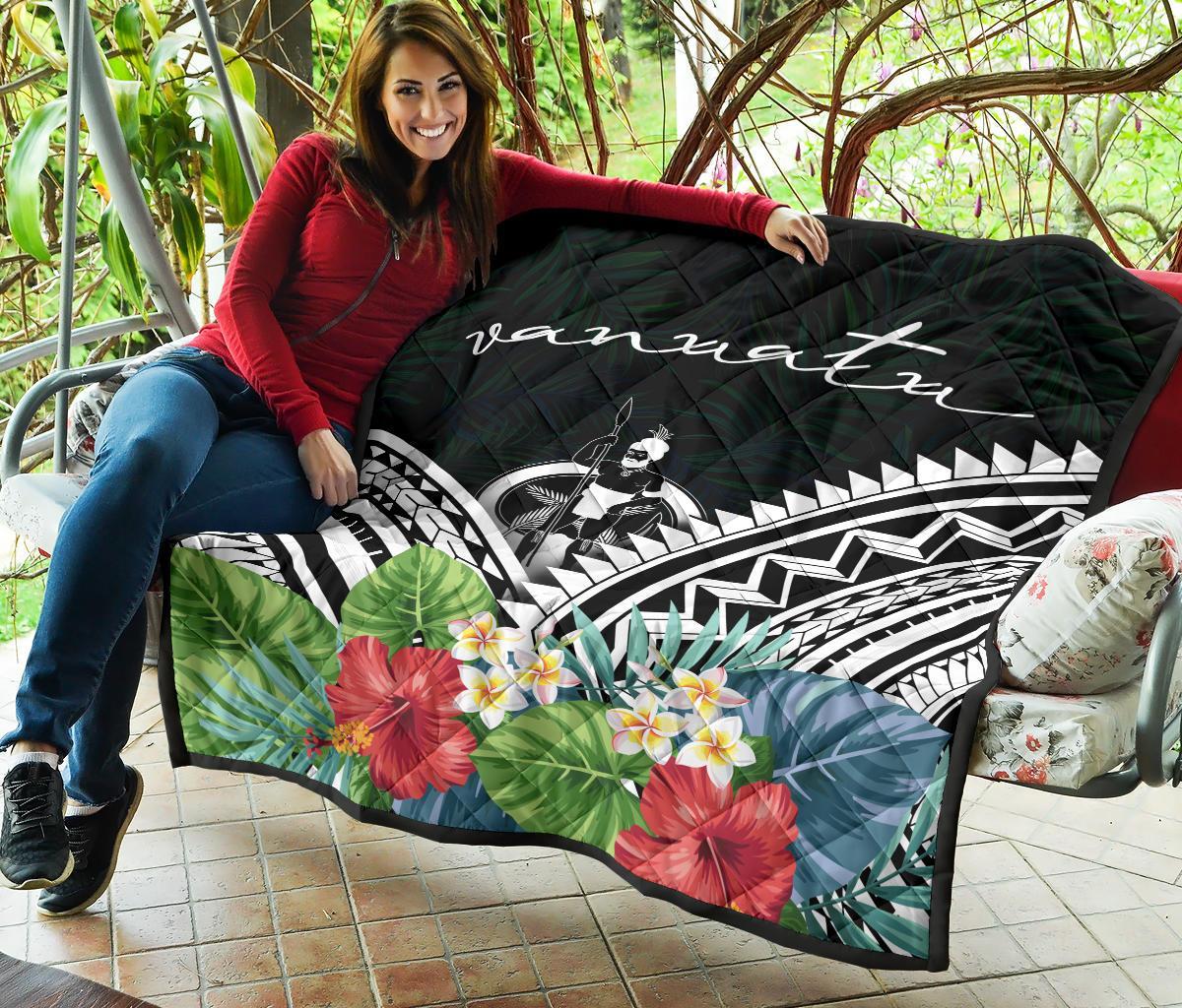 Vanuatu Premium Quilt - Vanuatu Coat of Arms & Polynesian Tropical Flowers White - Polynesian Pride
