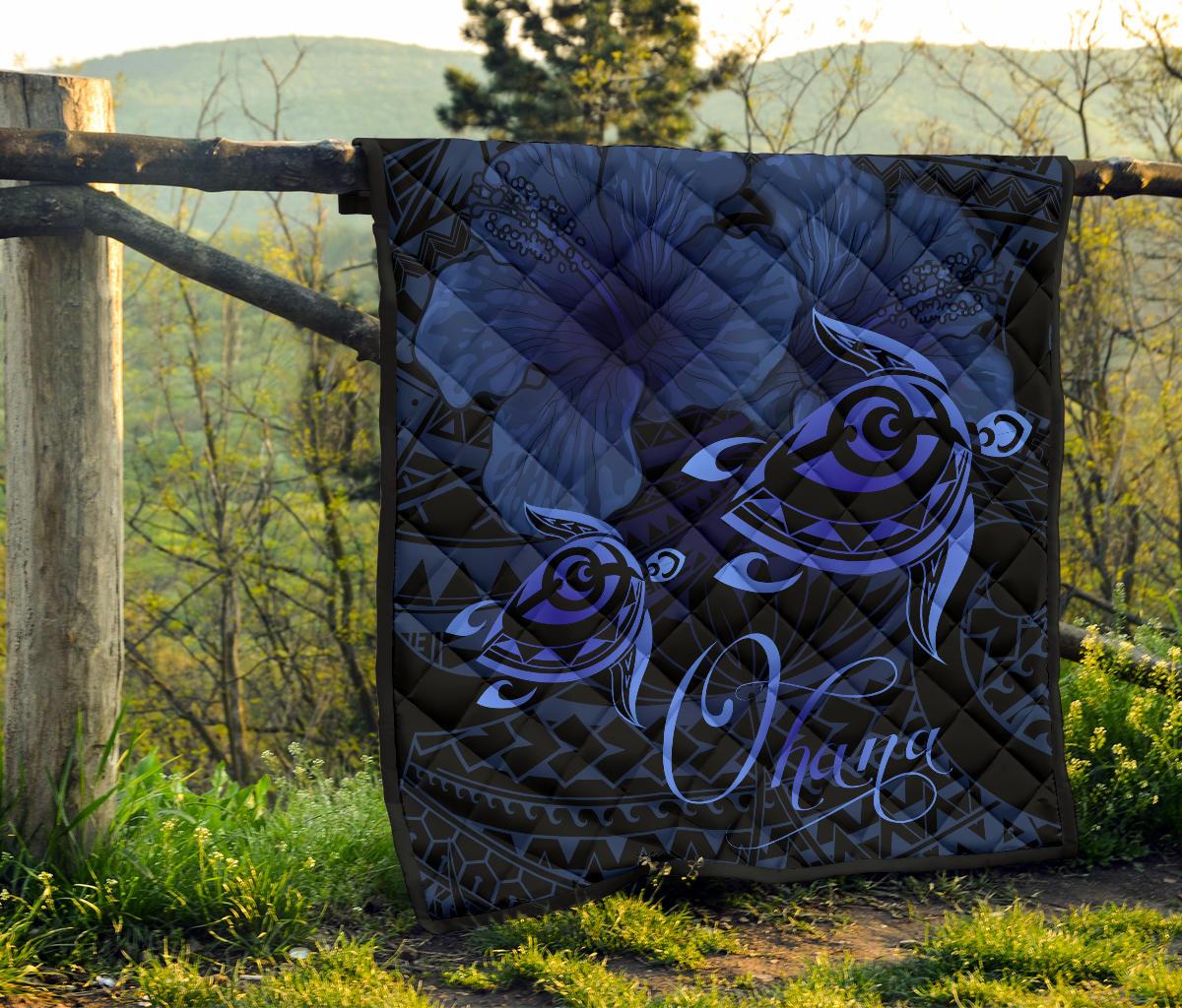 Hawaii Turtle Ohana Hibiscus Poly Premium Quilt Blue - Polynesian Pride