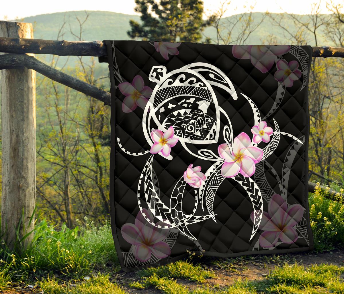 Hawaii Turtle Swim Poly Premium Quilt - Polynesian Pride