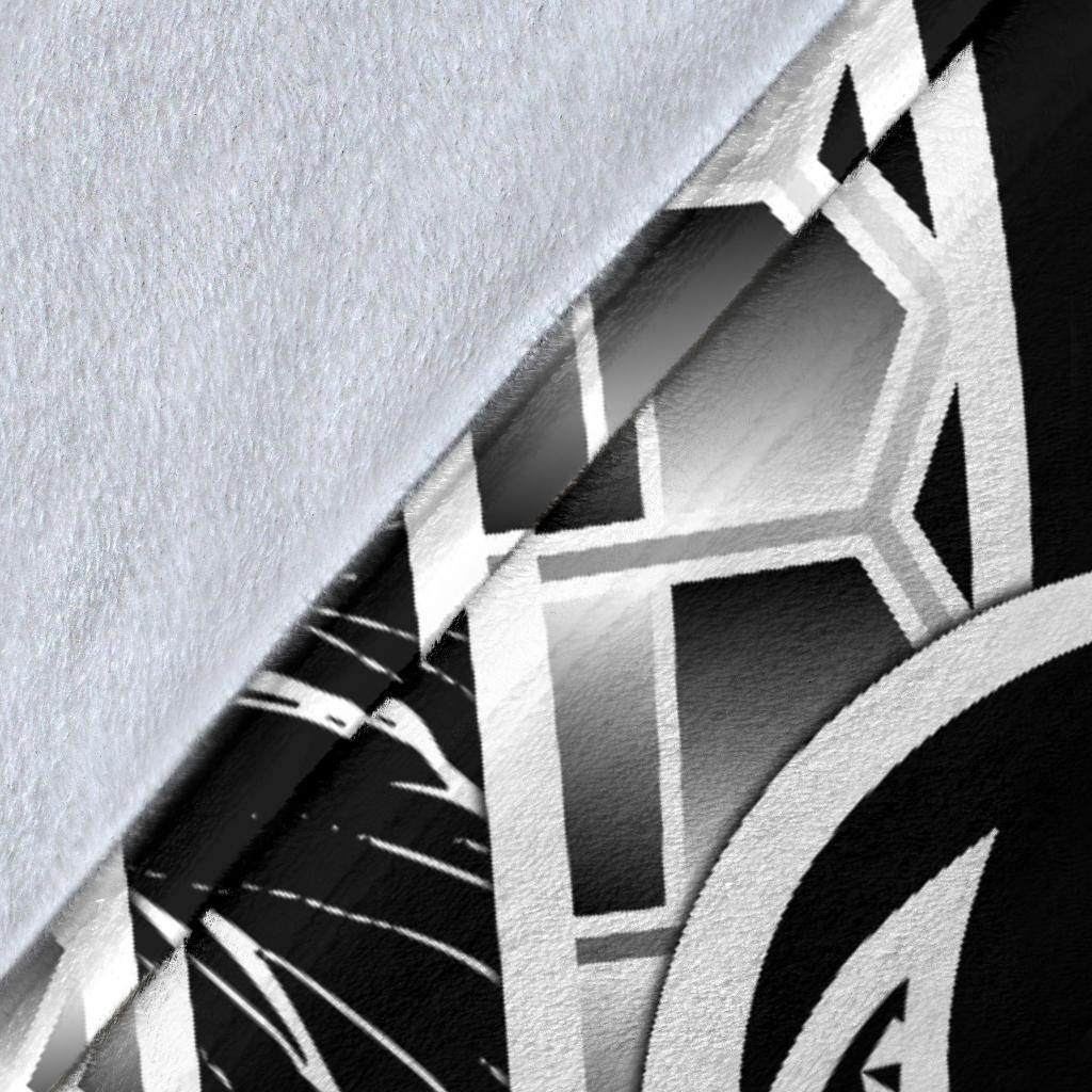 YAP Polynesian PREMIUM BLANKET - Summer Plumeria (Black) - Polynesian Pride