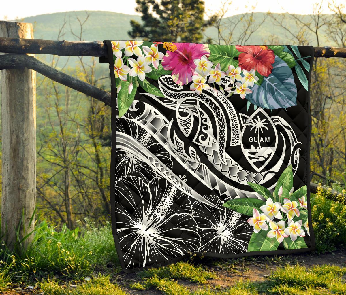 Guam Polynesian Premium Quilt - Summer Plumeria (Black) - Polynesian Pride