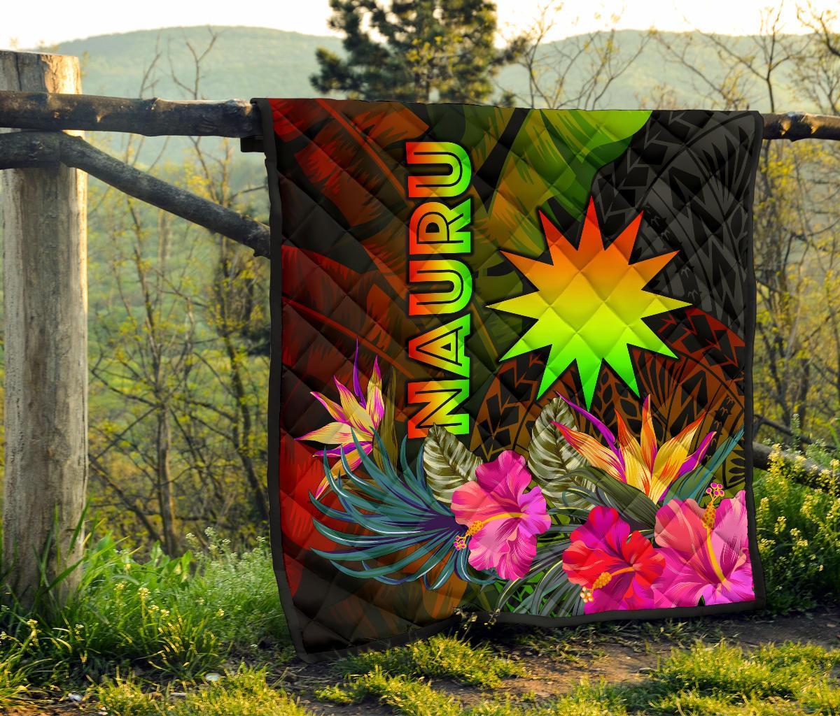 Nauru Polynesian Premium Quilt - Hibiscus and Banana Leaves - Polynesian Pride