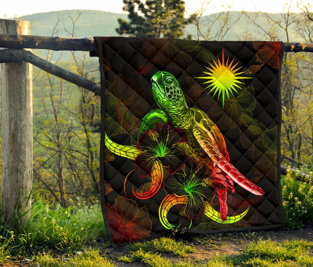 Marshall Islands Polynesian Premium Quilt - Turtle With Blooming Hibiscus Reggae - Polynesian Pride