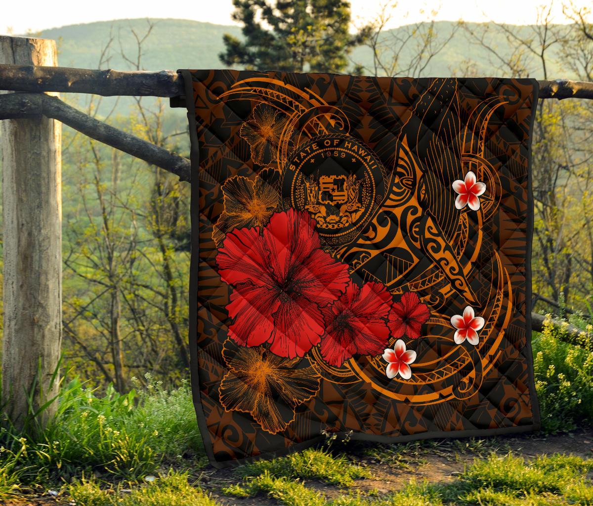 Polynesian Hawaii Premium Quilt - Humpback Whale with Hibiscus (Golden) - Polynesian Pride
