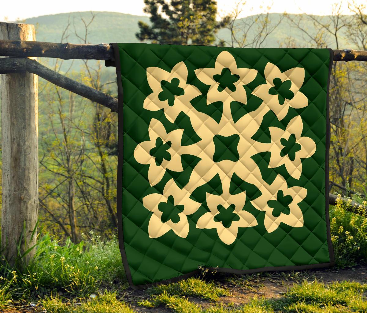 Hawaiian Premium Quilt Royal Pattern - Green - A1 Style - Polynesian Pride