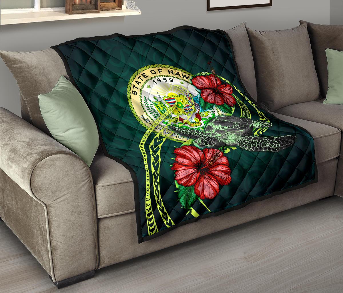 Hawaii Polynesian Premium Quilt - Green Turtle Hibiscus - Polynesian Pride