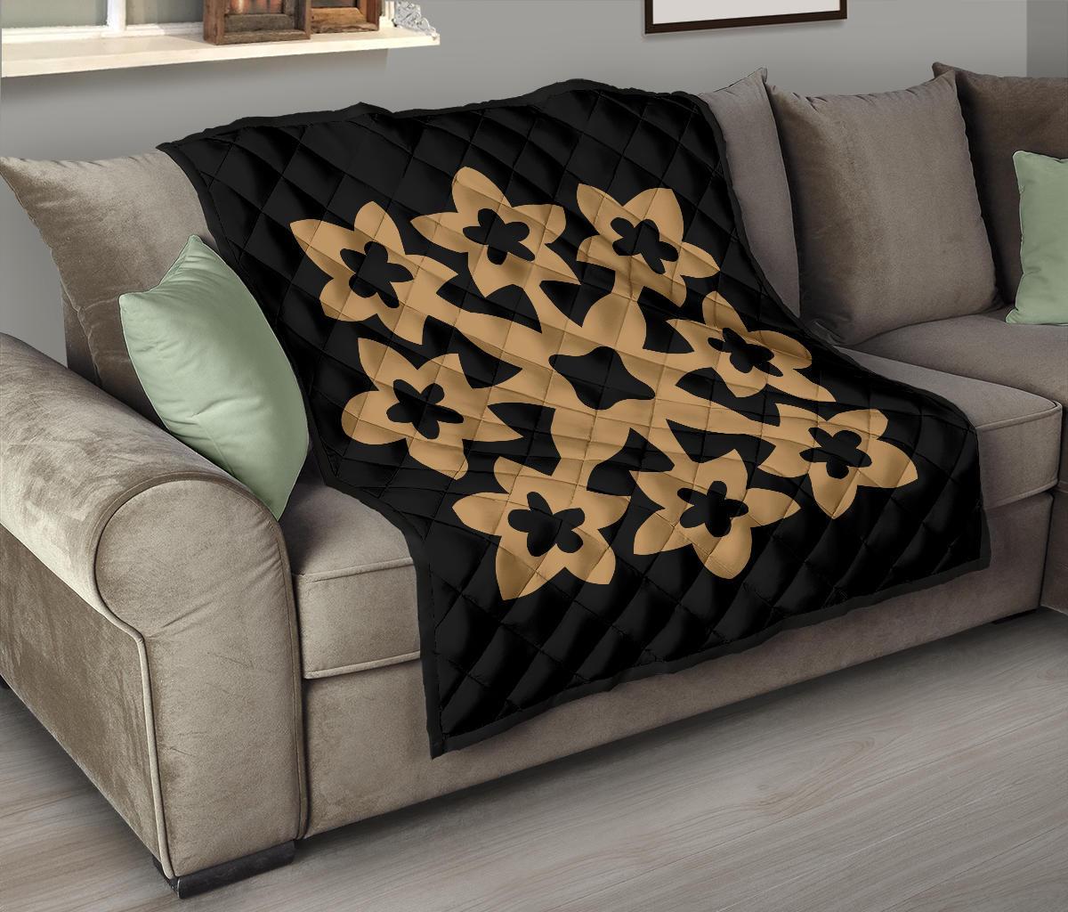 Hawaiian Premium Quilt Royal Pattern - Black And Gold - A1 Style - Polynesian Pride