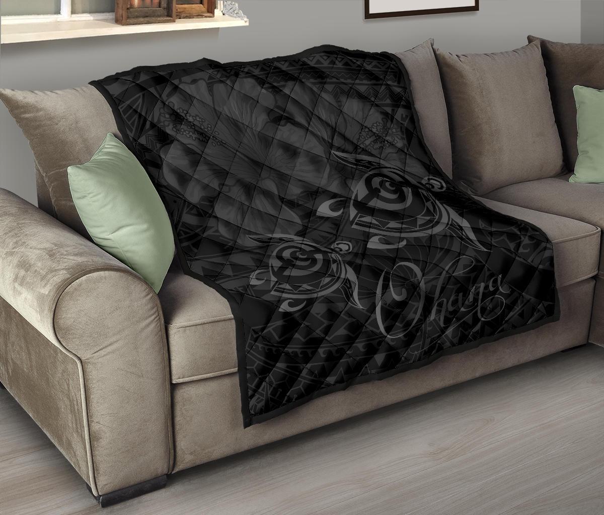 Hawaii Turtle Ohana Hibiscus Poly Premium Quilt Gray - Polynesian Pride