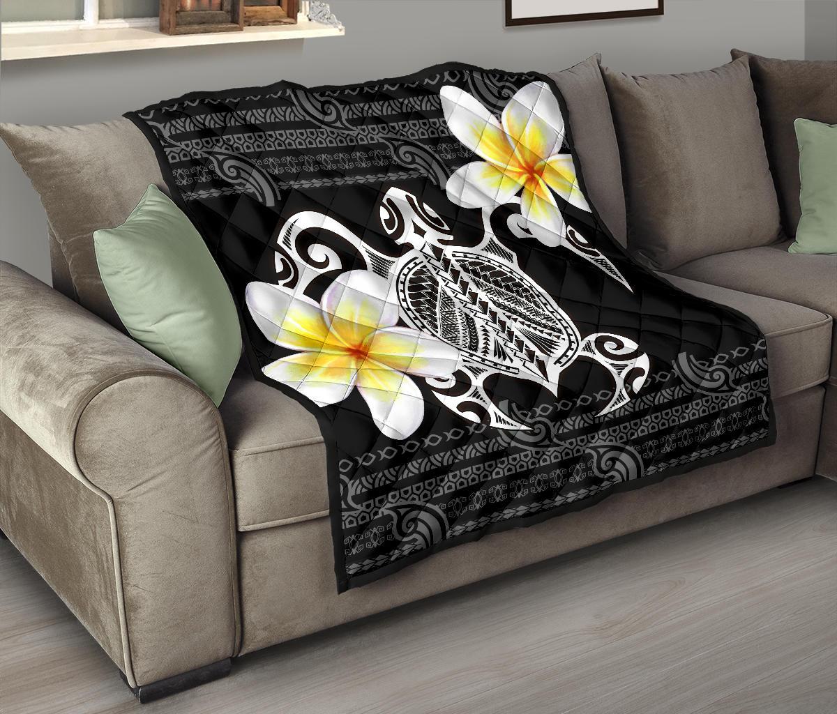 Hawaii Premium Quilt - Turtle Plumeria Flowers Polynesian Pattern Black - Polynesian Pride