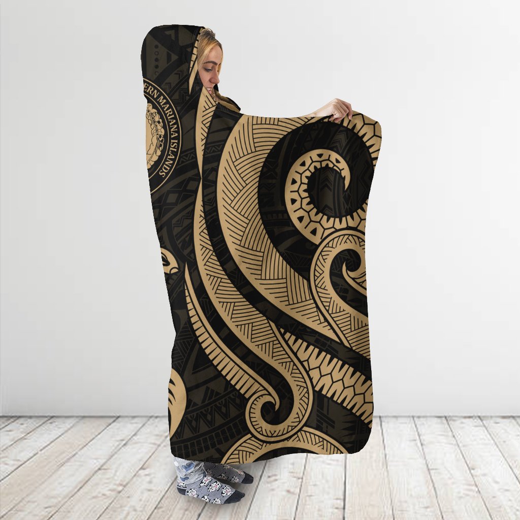Northern Mariana Islands Hooded Blanket - Gold Tentacle Turtle - Polynesian Pride