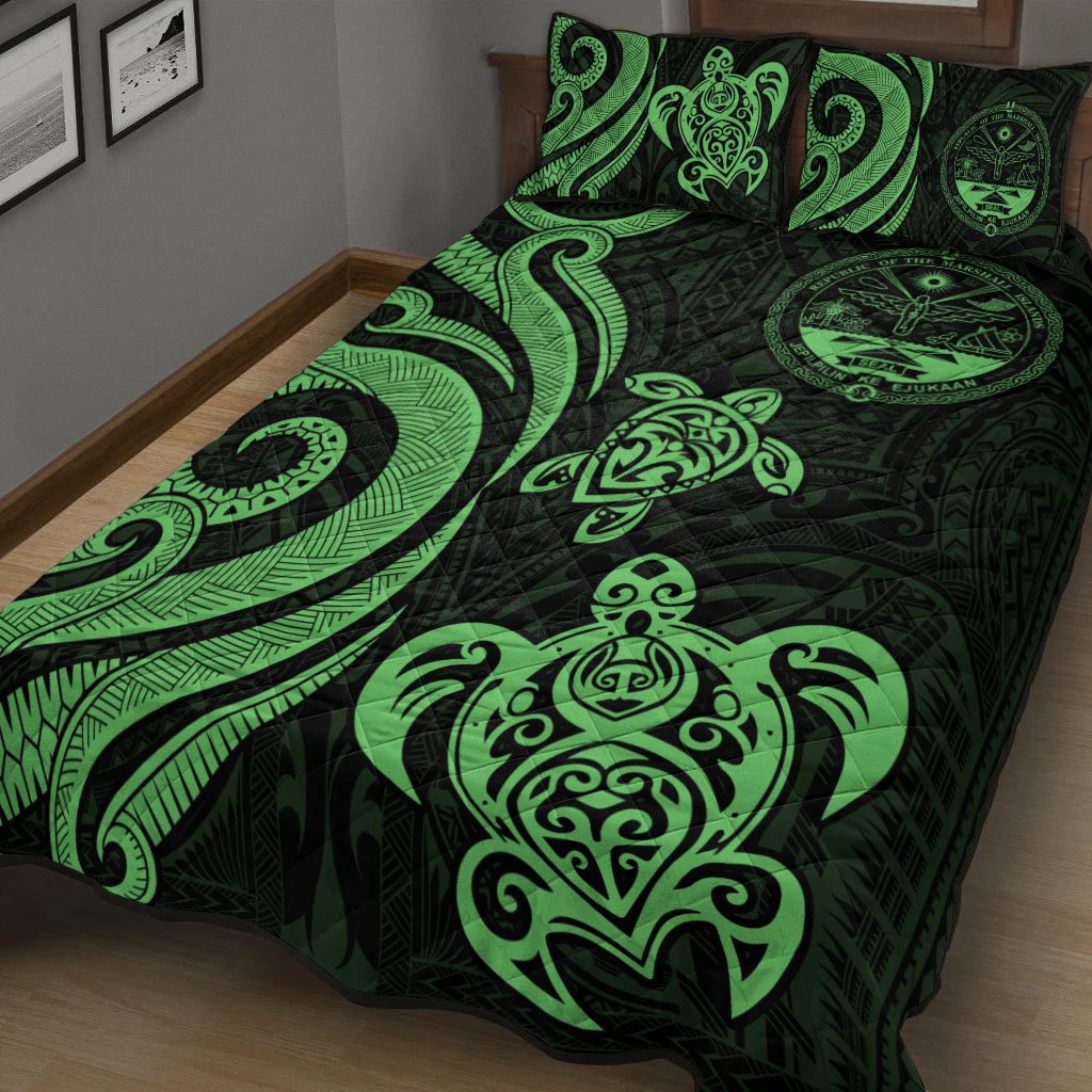 Marshall Islands Quilt Bed Set - Green Tentacle Turtle Crest - Polynesian Pride