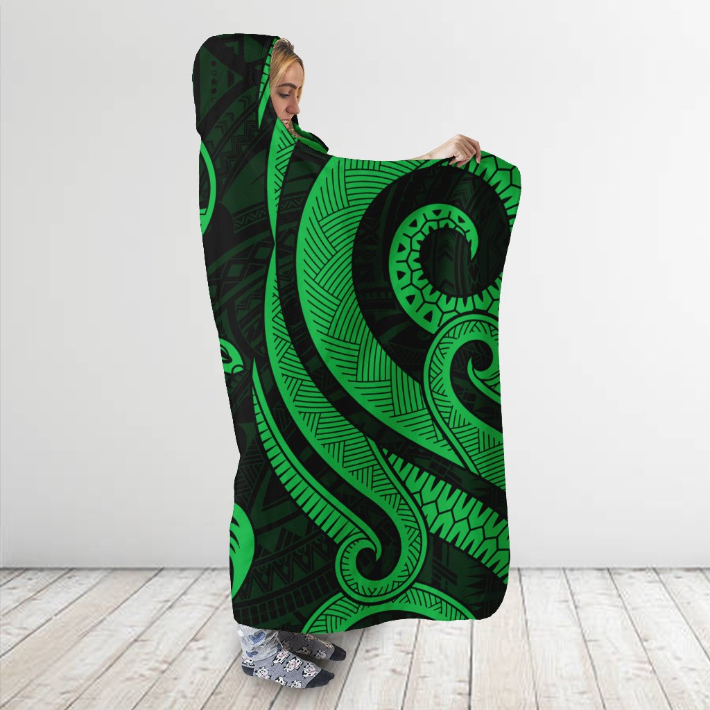 Guam Hooded Blanket - Green Tentacle Turtle - Polynesian Pride