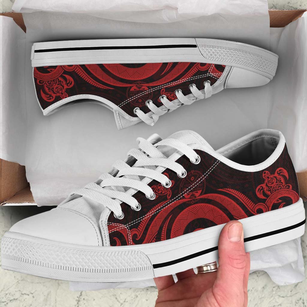 Marshall Islands Low Top Canvas Shoes - Red Tentacle Turtle Crest - Polynesian Pride