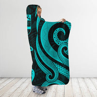 Fiji Hooded Blanket - Turquoise Tentacle Turtle - Polynesian Pride